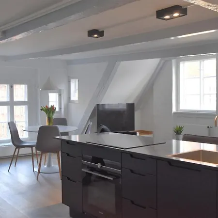 Sanders Old Square - Smart One-bedroom Near Stroget * Copenhague